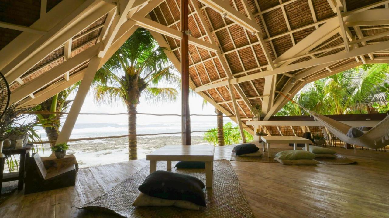 White Banana Beach Club เจเนอรัลลูนา ภายนอก รูปภาพ